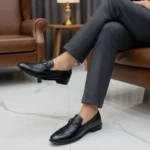 V Buckle Premium Tassel Black